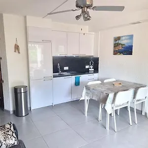 Appartement Studio La Mer à, Bormes-les-Mimosas